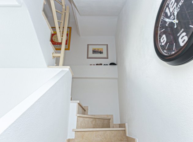 Reventa - Casa adosada - Guardamar del Segura