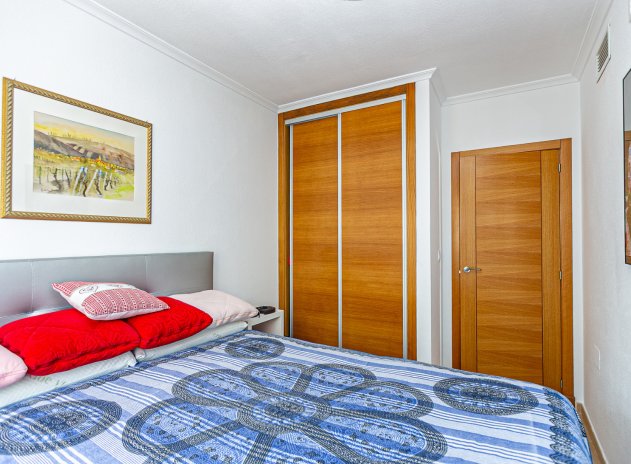 Reventa - Casa adosada - Guardamar del Segura