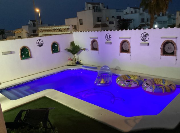 Herverkoop - Villa - Orihuela Costa - Los Altos