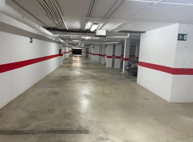 Resale - Apartment / Flat * - Murcia - Murcia *