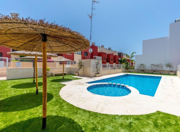 Herverkoop - Rijwoning - Torrevieja - Aguas Nuevas