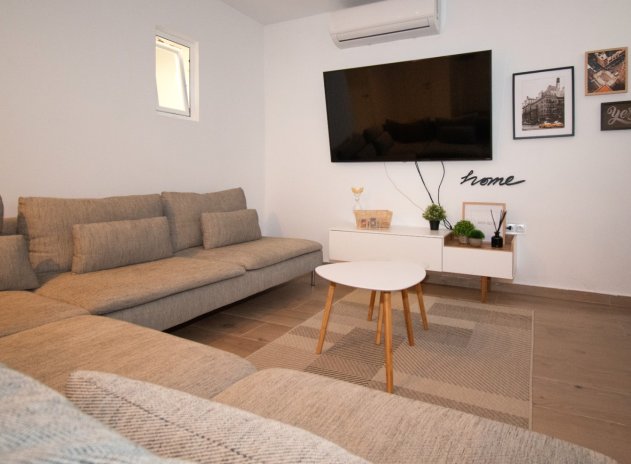 Herverkoop - Villa - Orihuela - Villamartin