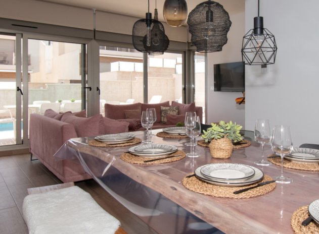 Herverkoop - Villa - Orihuela - Villamartin