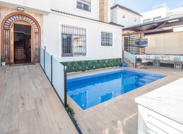 Herverkoop - Rijwoning - Orihuela Costa - La Zenia