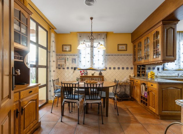 Herverkoop - Villa - Torrevieja - La veleta