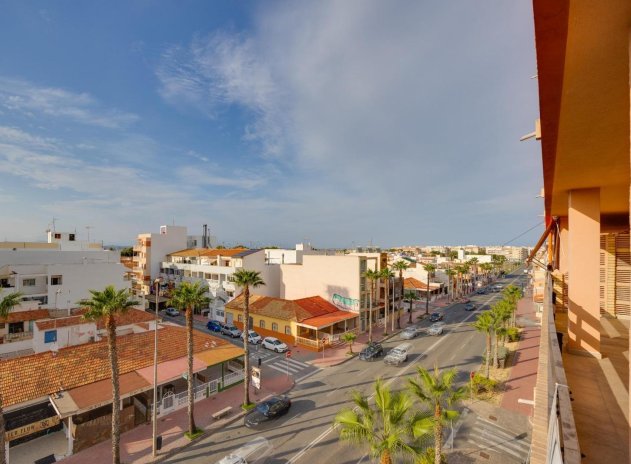 Reventa - Apartamento / Piso - Torrevieja - Playa de los Naufragos