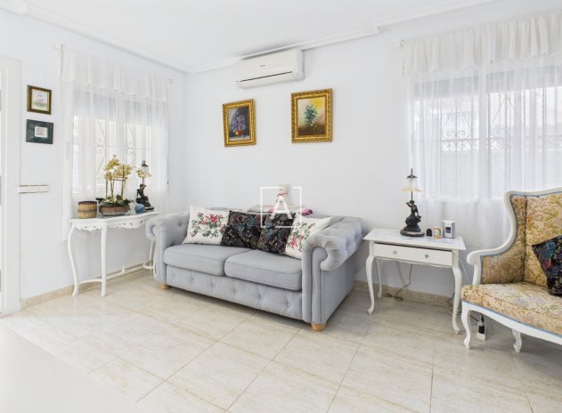 Resale - Townhouse * - Pinar de Campoverde - Pinar de Campoverde *