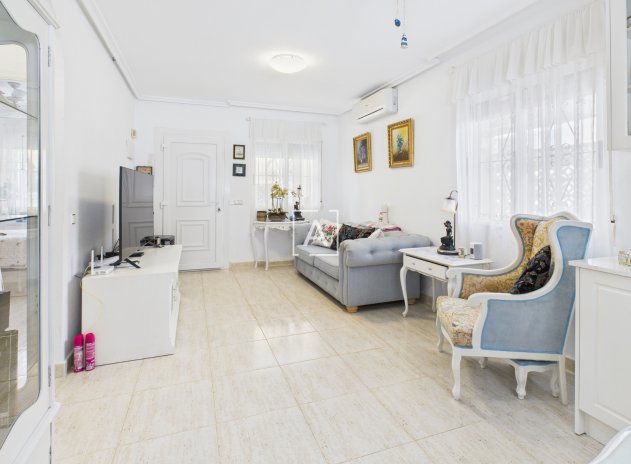 Resale - Townhouse * - Pinar de Campoverde - Pinar de Campoverde *