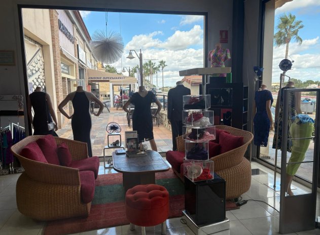 Herverkoop - Commercieel - Algorfa - La Finca Golf