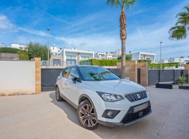 Herverkoop - Villa - Orihuela Costa - Los Dolses