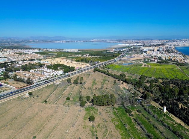 Resale - Apartment / Flat * - Punta Prima - Punta Prima *