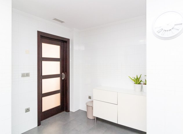 Wiederverkauf - Wohnung - Torrevieja