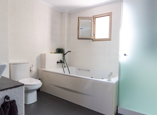 Wiederverkauf - Wohnung - Torrevieja