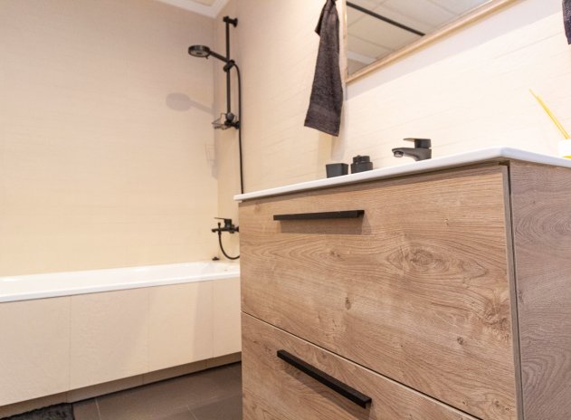 Wiederverkauf - Wohnung - Torrevieja