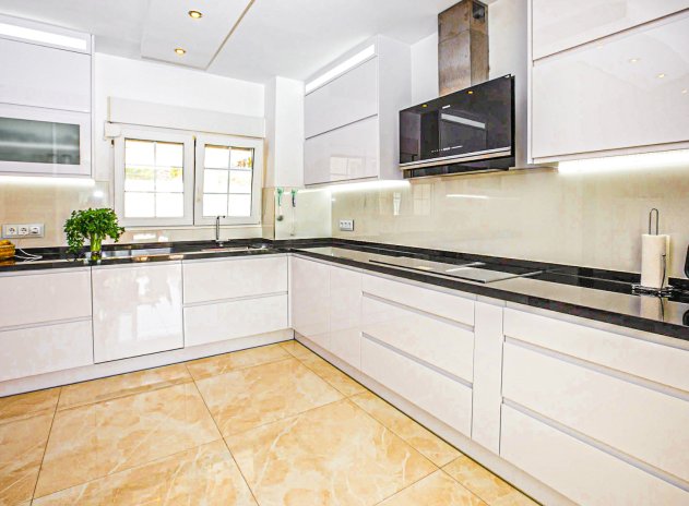 Herverkoop - Villa - La Zenia