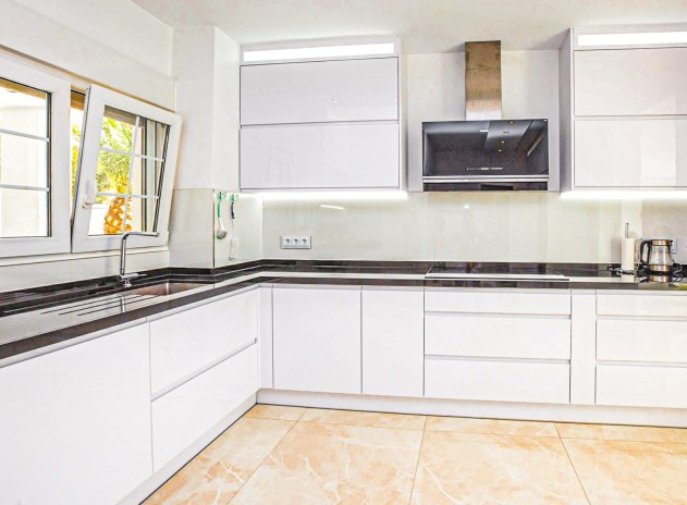 Herverkoop - Villa - La Zenia