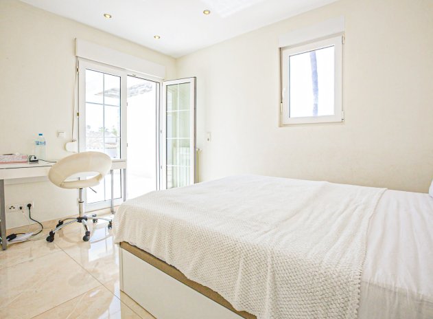 Herverkoop - Villa - La Zenia