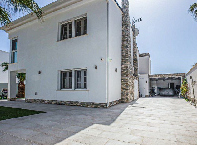 Herverkoop - Villa - La Zenia