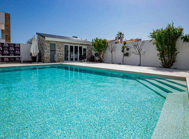 Herverkoop - Villa - La Zenia