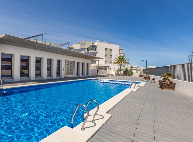 Wiederverkauf - Wohnung - Villamartin - Villamartín