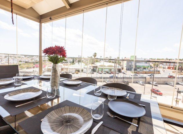 Wiederverkauf - Wohnung - Villamartin - Villamartín