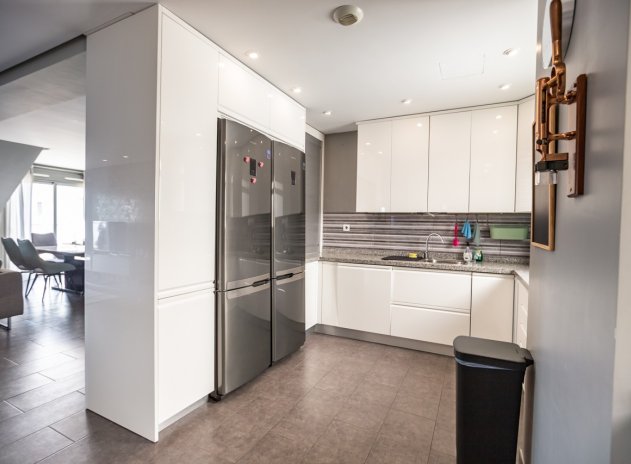 Wiederverkauf - Wohnung - Villamartin - Villamartín