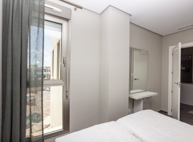 Wiederverkauf - Wohnung - Villamartin - Villamartín