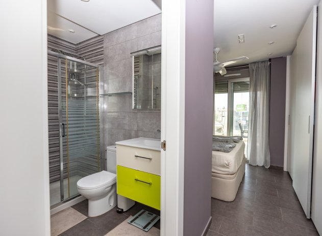 Wiederverkauf - Wohnung - Villamartin - Villamartín