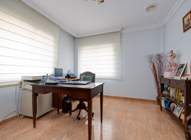 Revente - Villa - Orihuela Costa