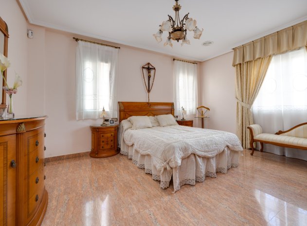 Revente - Villa - Orihuela Costa