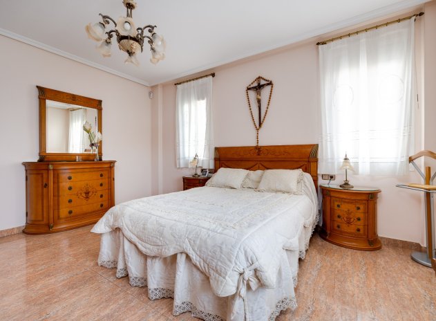 Revente - Villa - Orihuela Costa