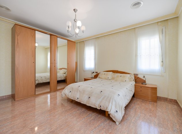 Revente - Villa - Orihuela Costa