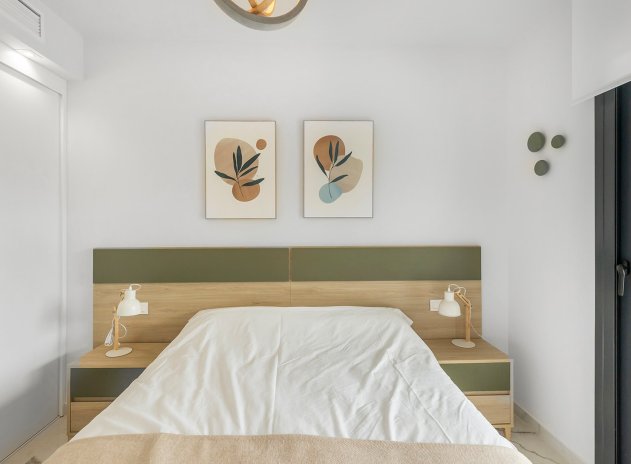 Resale - Apartment / Flat * - Orihuela Costa - Orihuela Costa *