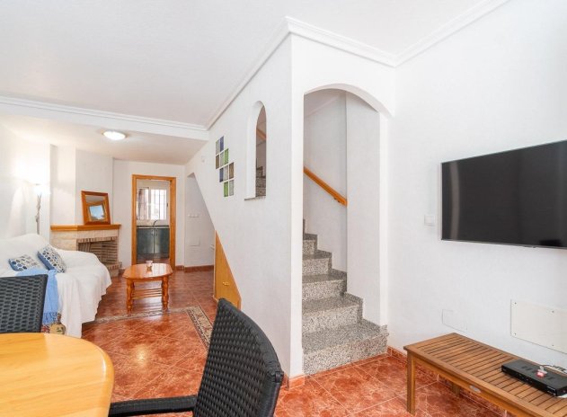 Resale - Apartment / Flat * - Orihuela Costa - Playa Flamenca *