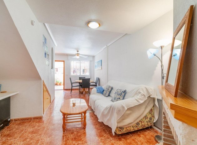 Resale - Apartment / Flat * - Orihuela Costa - Playa Flamenca *