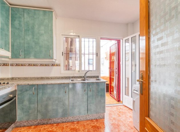 Resale - Apartment / Flat * - Orihuela Costa - Playa Flamenca *