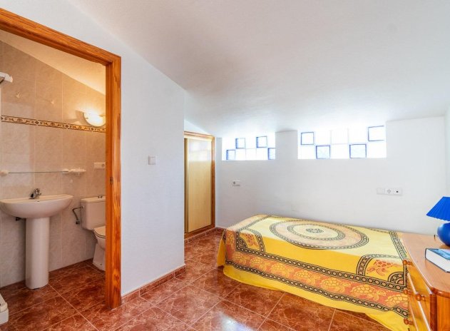 Resale - Apartment / Flat * - Orihuela Costa - Playa Flamenca *