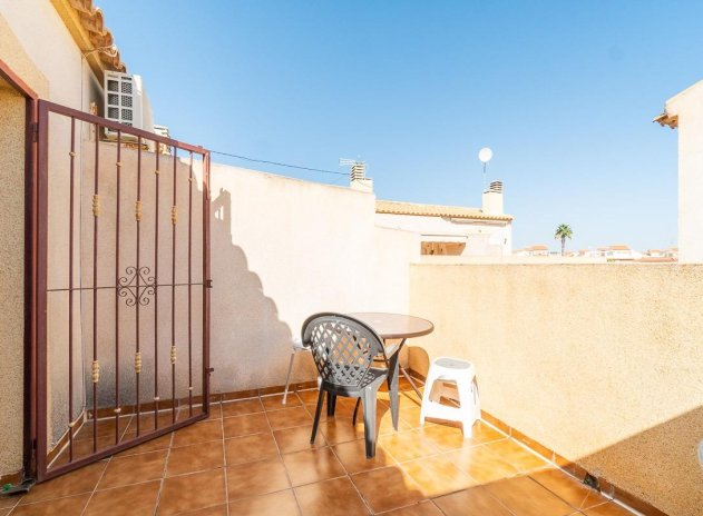 Resale - Apartment / Flat * - Orihuela Costa - Playa Flamenca *