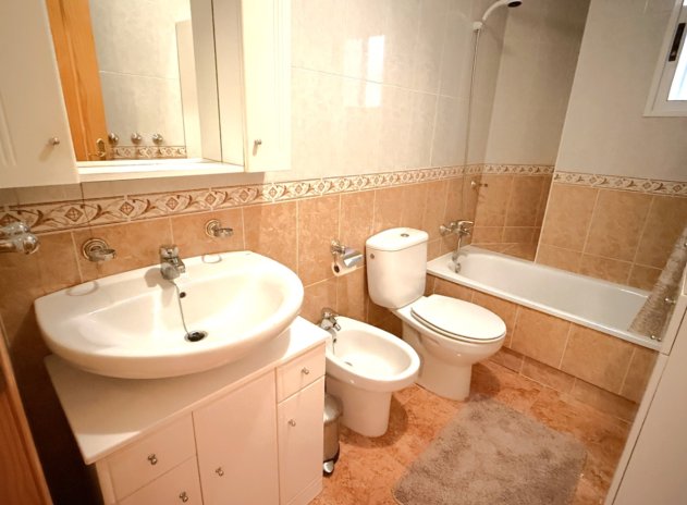 Wiederverkauf - Wohnung - Torrevieja