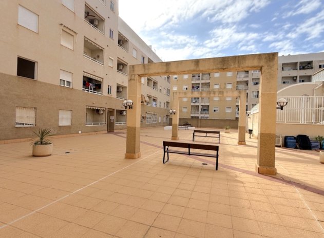 Wiederverkauf - Wohnung - Torrevieja
