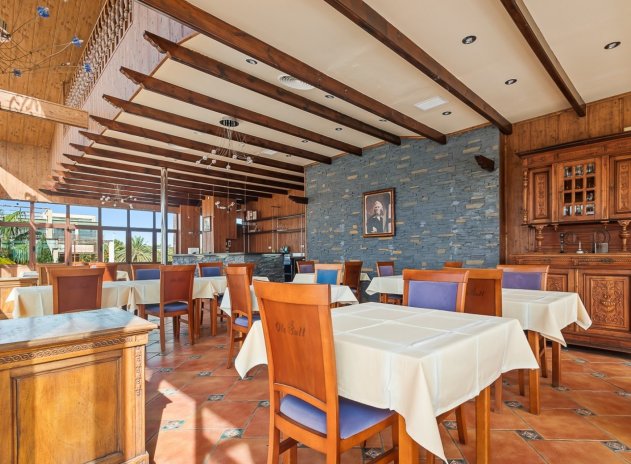 Revente - Commercial - Los Dolses