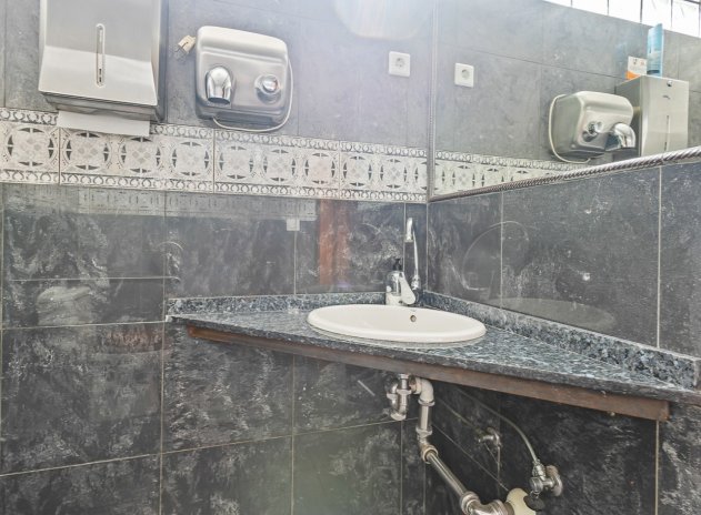 Revente - Commercial - Los Dolses