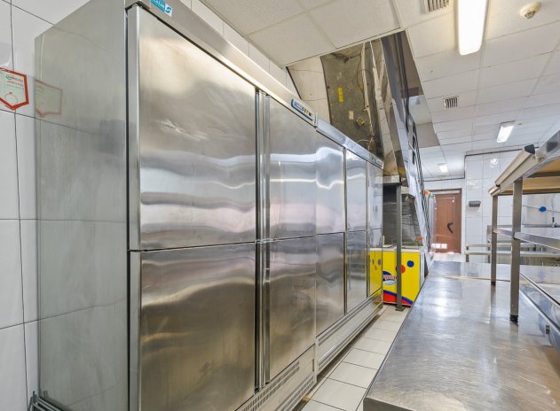 Revente - Commercial - Los Dolses