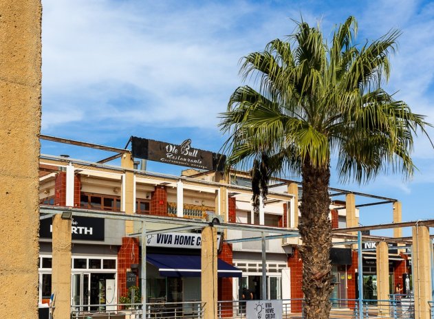 Revente - Commercial - Los Dolses