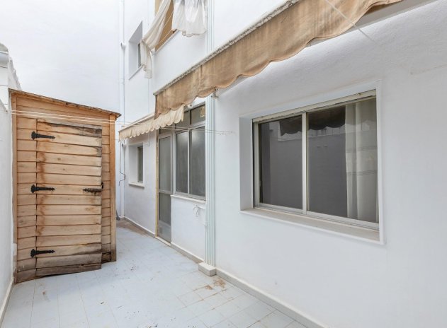 Resale - Apartment / Flat * - Torrevieja * - Habaneras