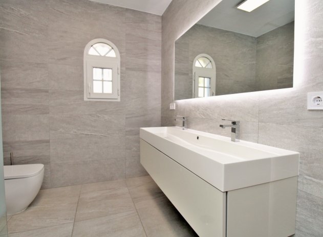 Resale - Villa * - Las Ramblas - Las Ramblas Golf *