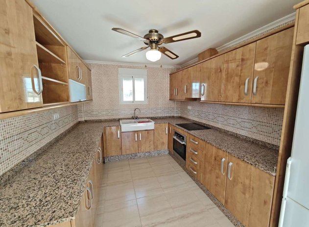 Herverkoop - Villa - Pinoso