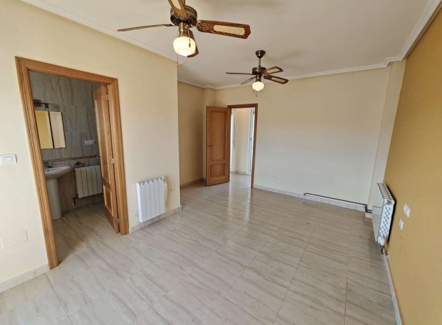 Herverkoop - Villa - Pinoso