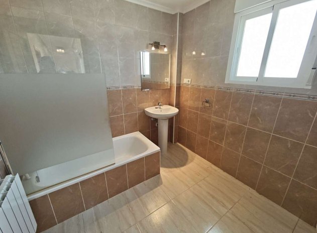 Herverkoop - Villa - Pinoso