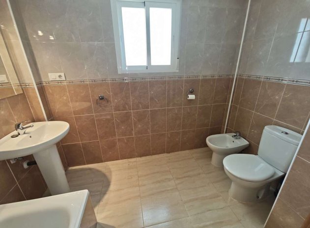 Herverkoop - Villa - Pinoso